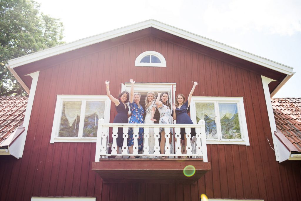 Swedish Wedding - Kroksta Gard Wedding - Fun and Spontaneous Group Photography