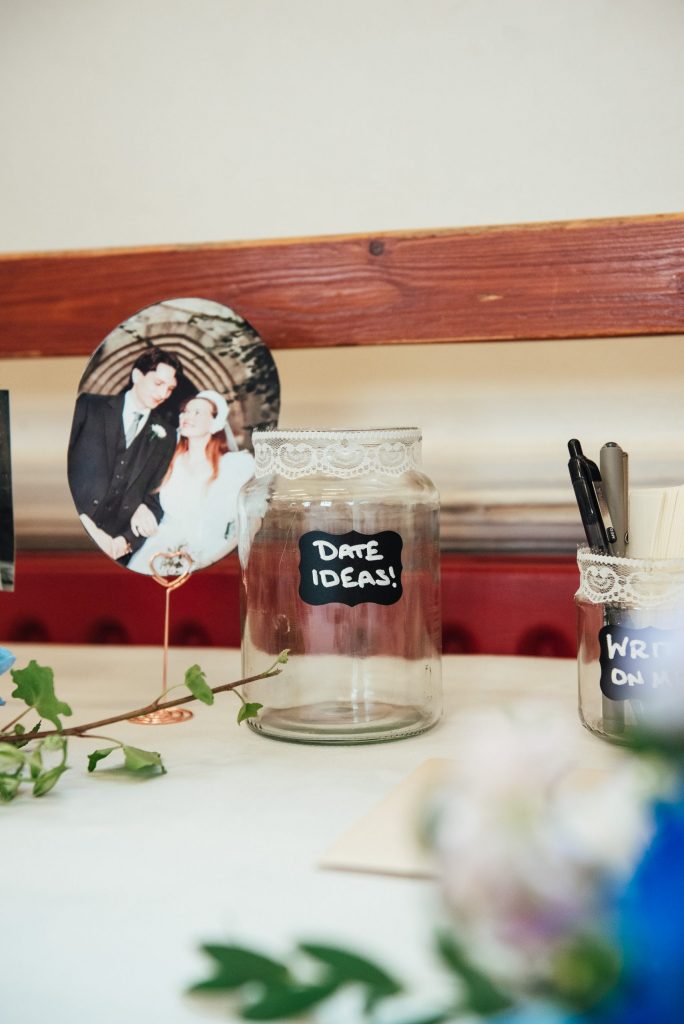 DIY wedding favour tables decorations
