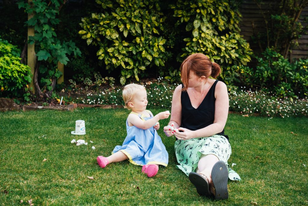 Relaxed Surrey family photography at home