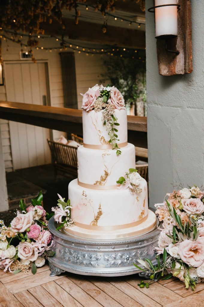Glamorous Wedding Cake, Gate Street Barn Wedding