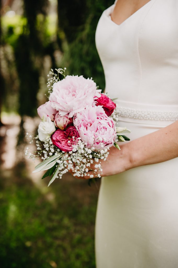 Classic Bridal Bouquet of Pink Peonies and Roses