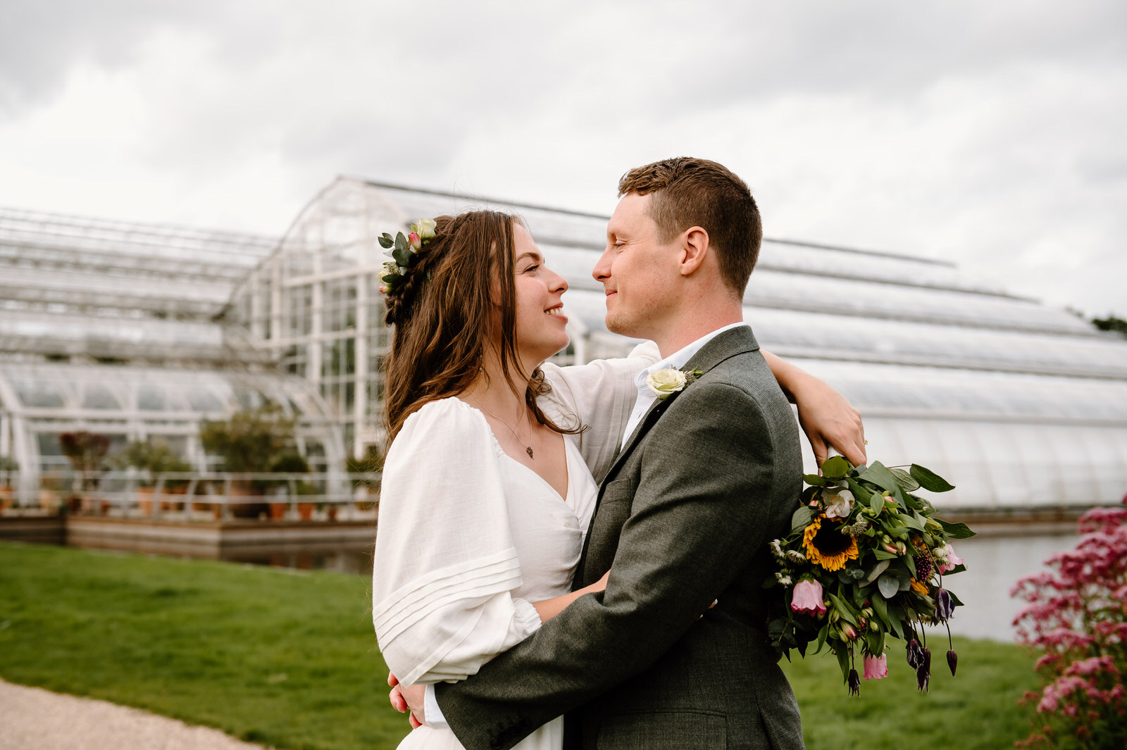 Natural and Romantic Wedding Portrait - RHS Wisley Glasshouse