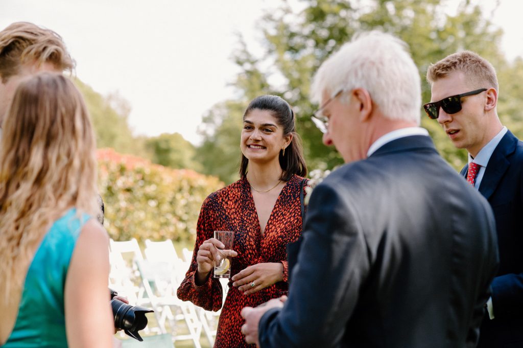 Candid Guest Photography, Outdoor Wedding 