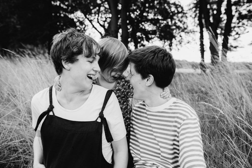 Outdoor Woodland Family Shoot