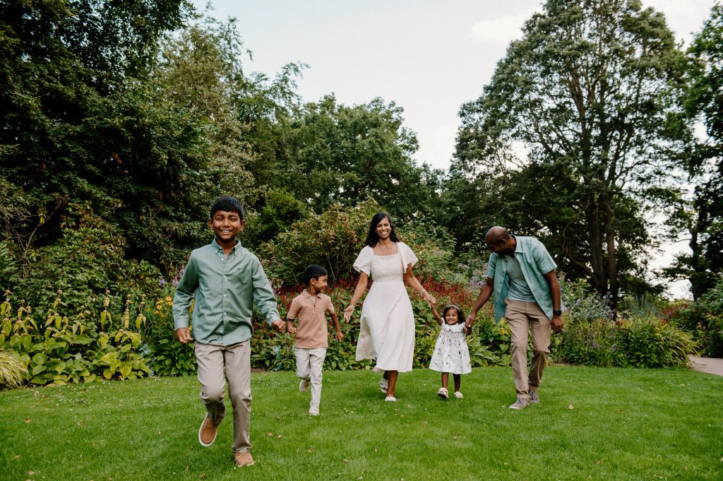 Richmond Park Family Shoot at Sunset. Surrey Family Photography.